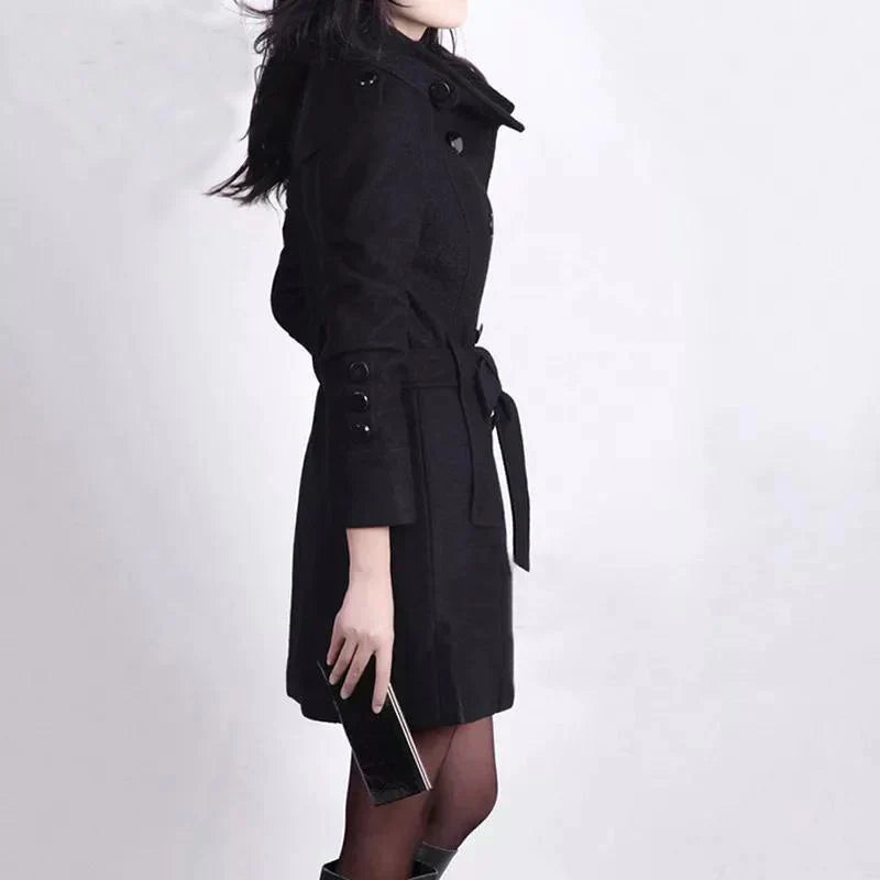 Lilyana – Elegant trenchcoat til kvinder